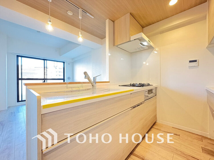 キッチン シンプルな部屋の雰囲気に溶け合うナチュラルキッチン