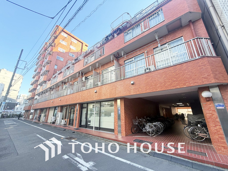 外観 〜最寄り駅徒歩2分、2駅3路線利用可能な好立地〜大切なペットと暮らすリノベーション3LDK〜