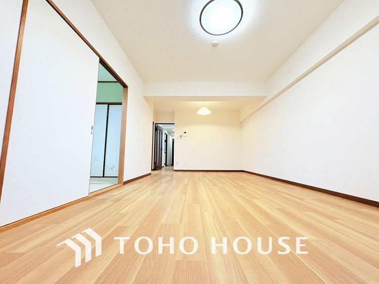 内装 ゆったりとくつろげる上質なリビングダイニング