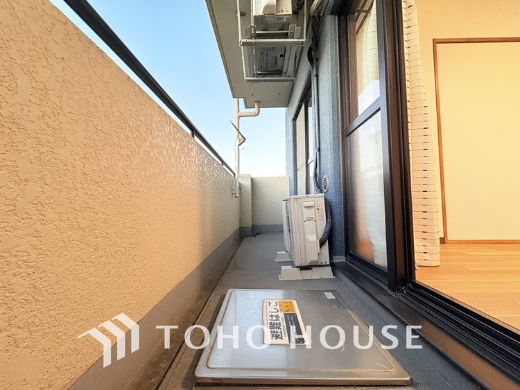 バルコニー 陽当たり良好なバルコニー