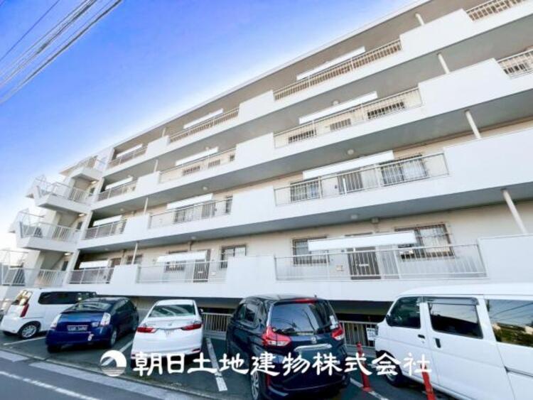 外観 【外観写真】特別な空間はたくさんの光を浴び、風を感じ、暮らしの時間を豊かにしてくれます。デザインされた空間と充実した建物と共に大切な家族の思い出を刻んでいきます