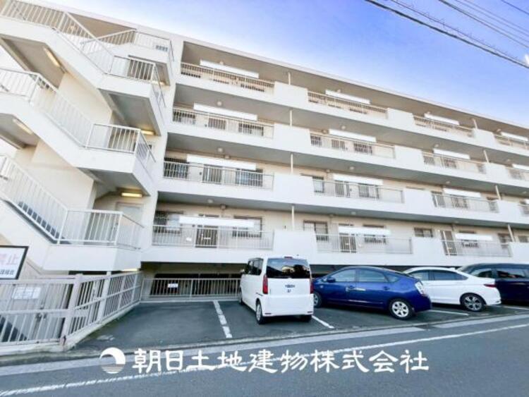 外観 【外観写真】穏やかな景色を楽しみながら、何も考えずにティータイムを楽しむのも至福のひと時ですね。