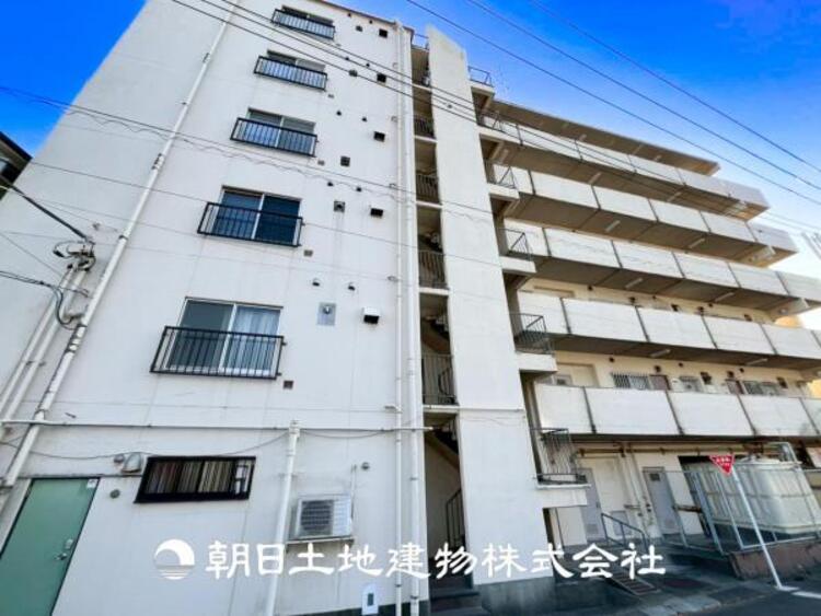 外観 【外観写真】温かい太陽を感じる事ができるのは、目の前に遮るものが無いから。彼方に広がる風景が絵画のように広がります。