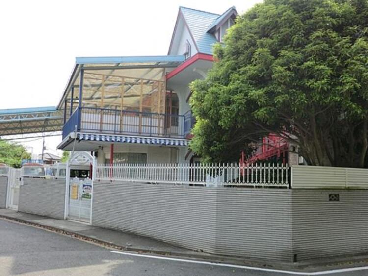 周辺 あざみ野白ゆり幼稚園まで約1900ｍ