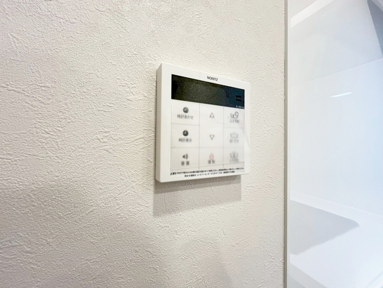 設備 見やすい画面で操作しやすい給湯パネルです。