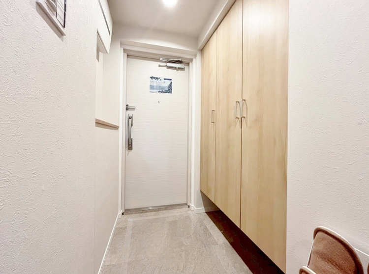 玄関 シューズボックスを完備した玄関です。