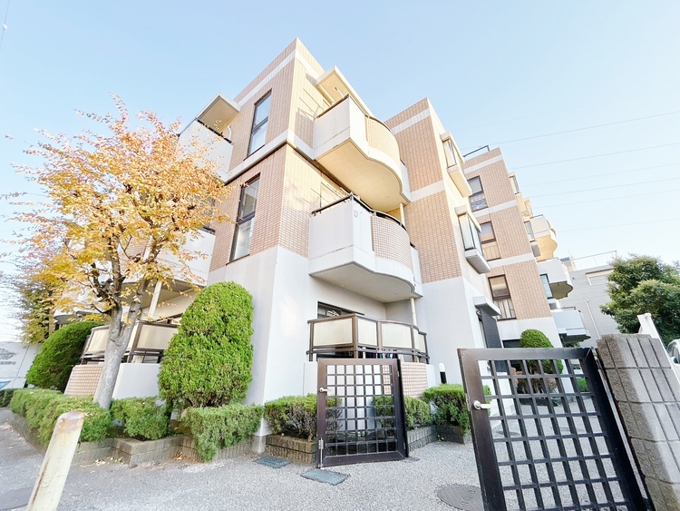 外観 資料には掲載していない情報が、現地にはたくさんあります。是非一度、現地をご確認ください。