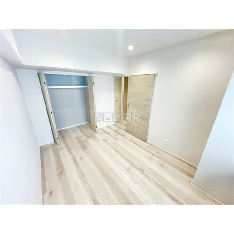 内装 部屋ごとに設けた収納は住みやすさへのこだわり