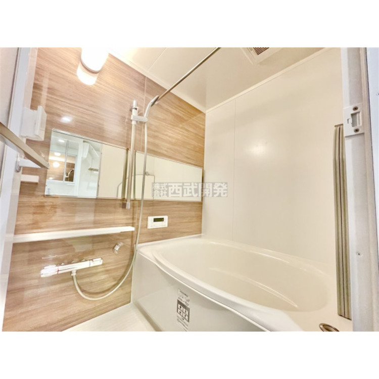 風呂 一日の疲れを癒してくれる浴室は浴室乾燥機付