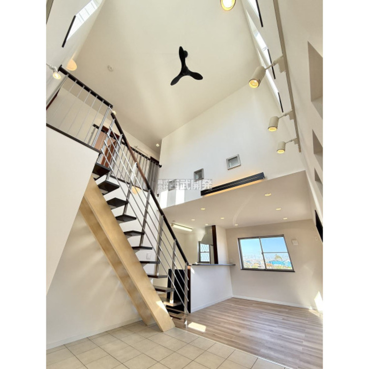 居間 令和7年11月17日撮影