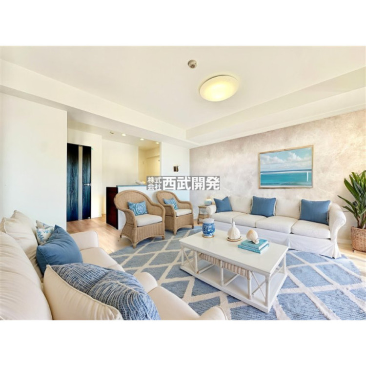 居間 配置してある家具や小物はCGによるイメージです