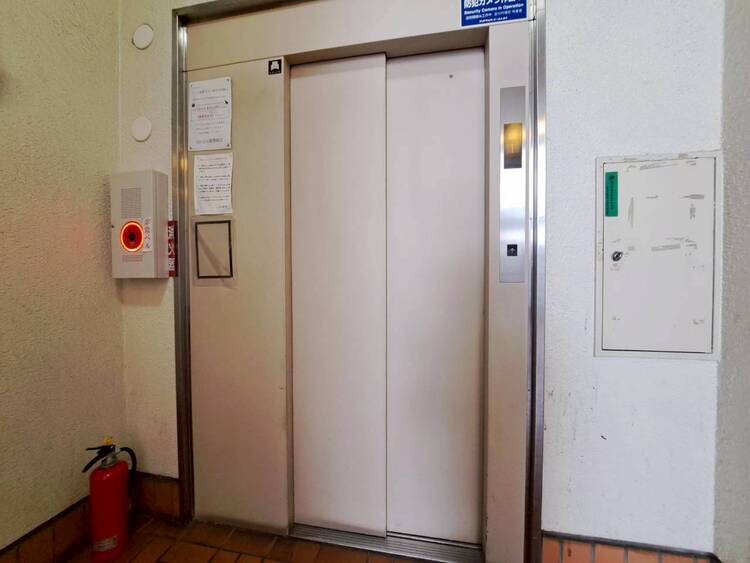 その他 エレベーター完備のため荷物が多くなっても安心。