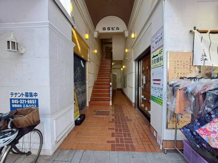 その他 上質感漂う玄関アプローチです。