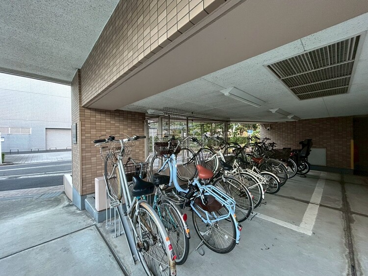 その他 駐輪場も綺麗に整頓されています。※空き状況は都度ご確認下さい。