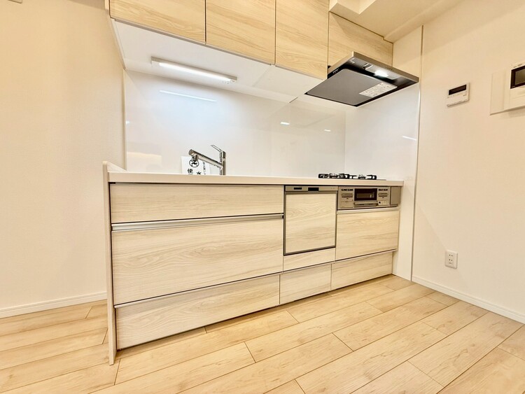 その他 開放感のあるキッチンスペース。調理をしながら、会話も弾みそうですね。