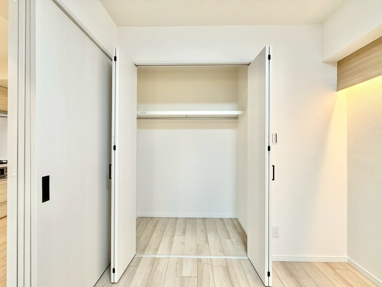 その他 収納スペースが付いていて、お部屋を広く使っていただけます。