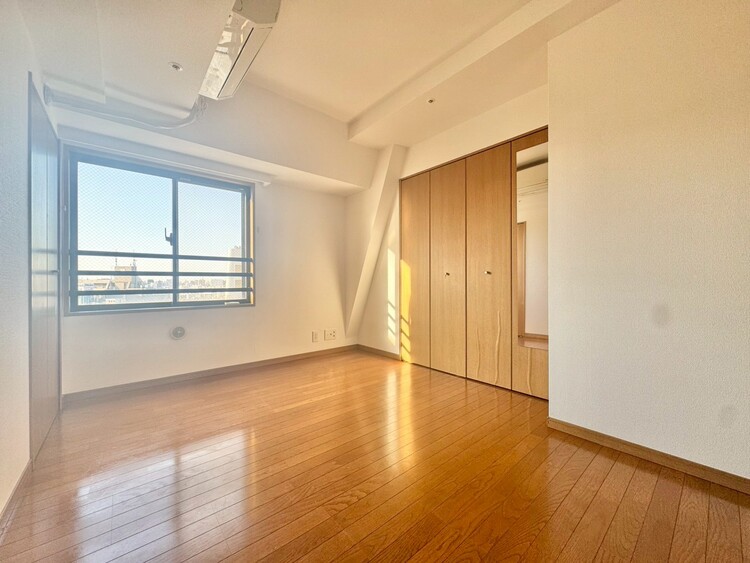 その他 清かで艶やかな時間をもたらしてくれる室内です。