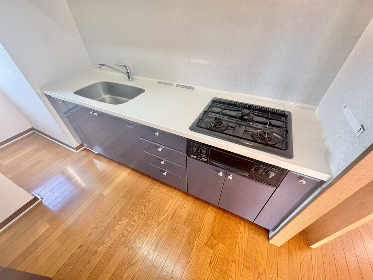 その他 使いやすくスタイリッシュなキッチン空間になっております。