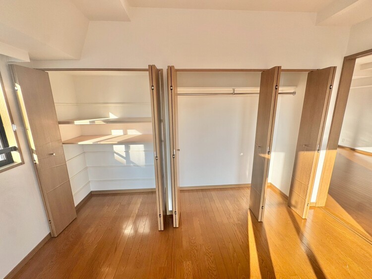 その他 収納スペースが付いていて、お部屋を広く使っていただけます。