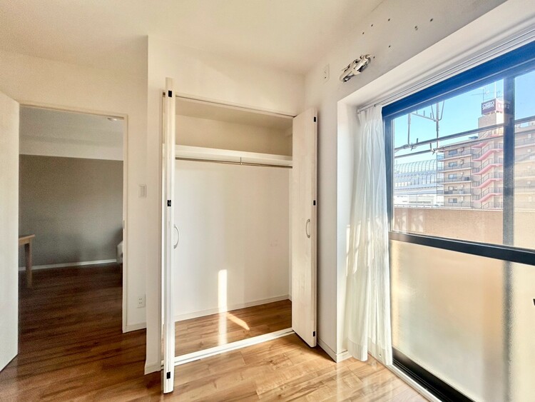 その他 収納スペースが付いていて、お部屋を広く使っていただけます。