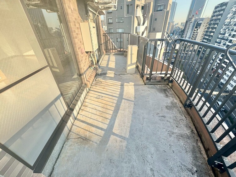 その他 朝の澄んだ空気や、夕方に吹く清々しい風を感じられるバルコニー。