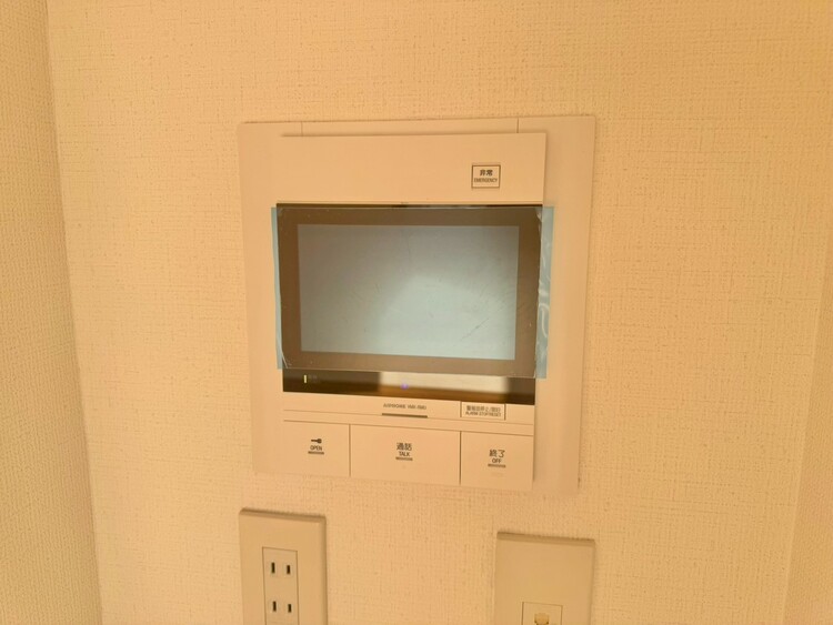 その他 誰が来てもわかる様にモニター付きインターホンを設置。