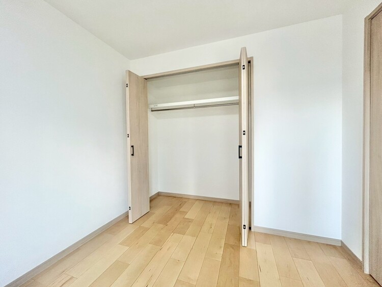 その他 収納スペースが付いていて、お部屋を広く使っていただけます。