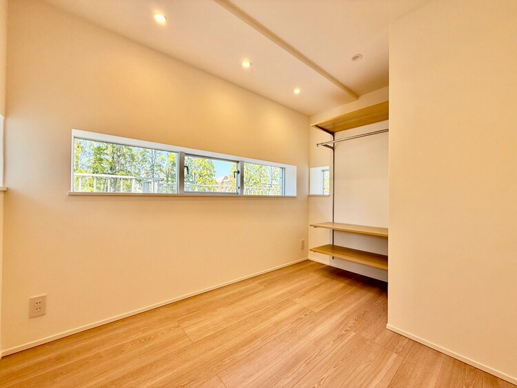 その他 清かで艶やかな時間をもたらしてくれる室内です。