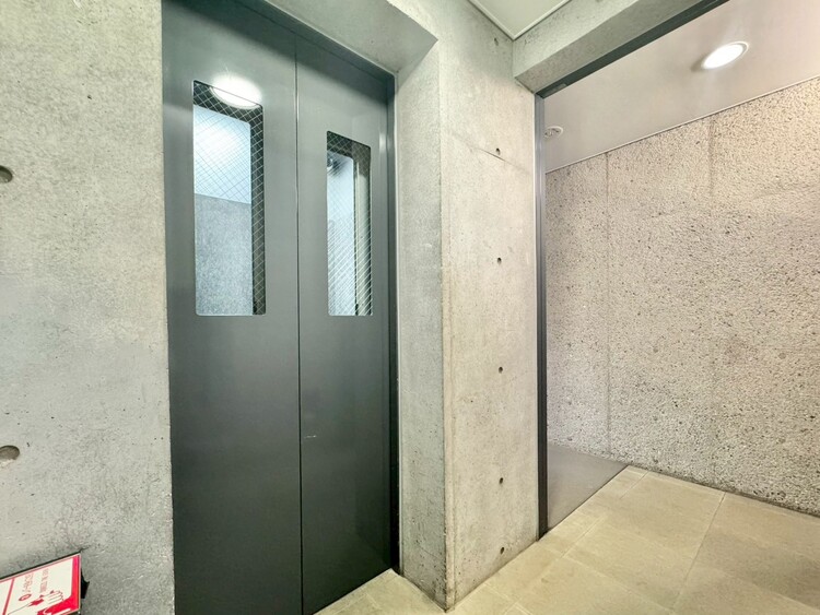 その他 エレベーター完備のため荷物が多くなっても安心。