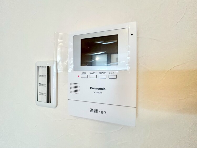 その他 誰が来てもわかる様にモニター付きインターホンを設置。