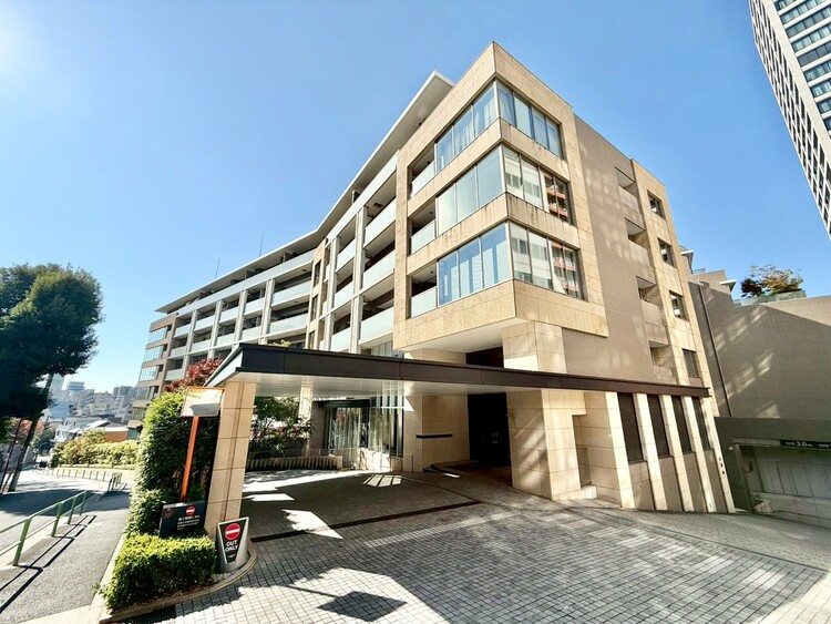 その他 飽きのこないシンプルモダンな外観です。