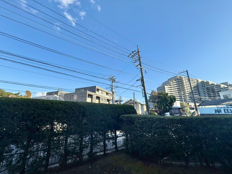 その他 眺望や窓からの景色が良いと、家で過ごす時間も快適です。