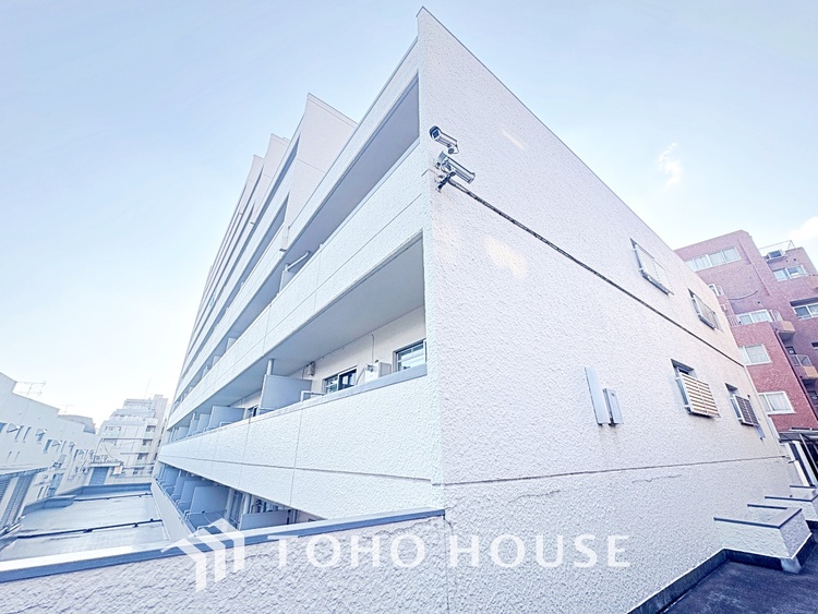 その他 手元の収納から、足元の収納までが全てスライド式で、奥のスペースまで有効に活用できます。奥まで上から見渡せるので、たまにしか使わない調理器具もサッと取出せます。