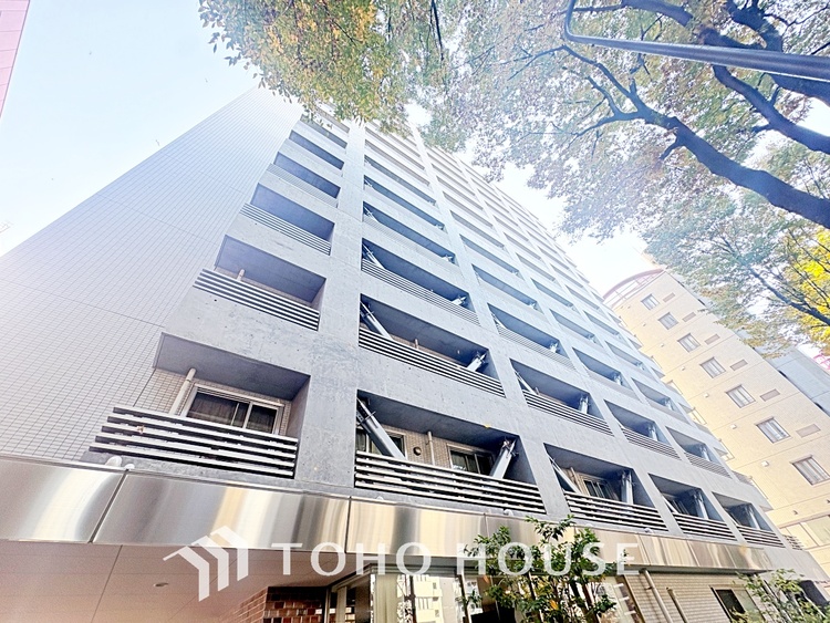 外観 漂う上質な空気感、マンションに入れば「おかえりなさい」と笑顔で迎えてくれるエントランス。最良の心配りを感じるマンションでした。