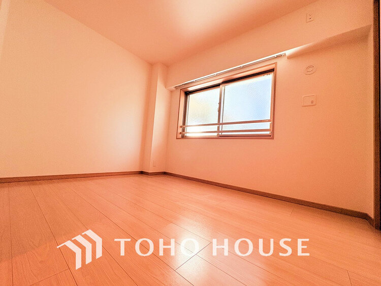 内装 1日の疲れを癒し、心地よく寛げるようゆったりとした広さをしています