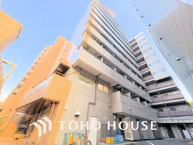 外観 〜「初台」駅徒歩2分、大切なペットと暮らせるリフォーム住戸〜9階部分・南西向きの角部屋〜
