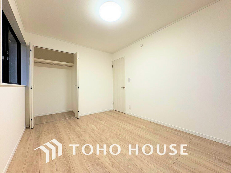 内装 家具の配置のし易い室内です。趣味の部屋としても充分な広さです