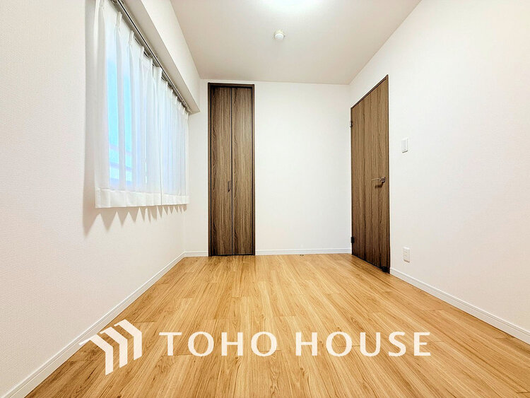 内装 シンプルですっきりとした室内は飽きのこない居心地の良い雰囲気