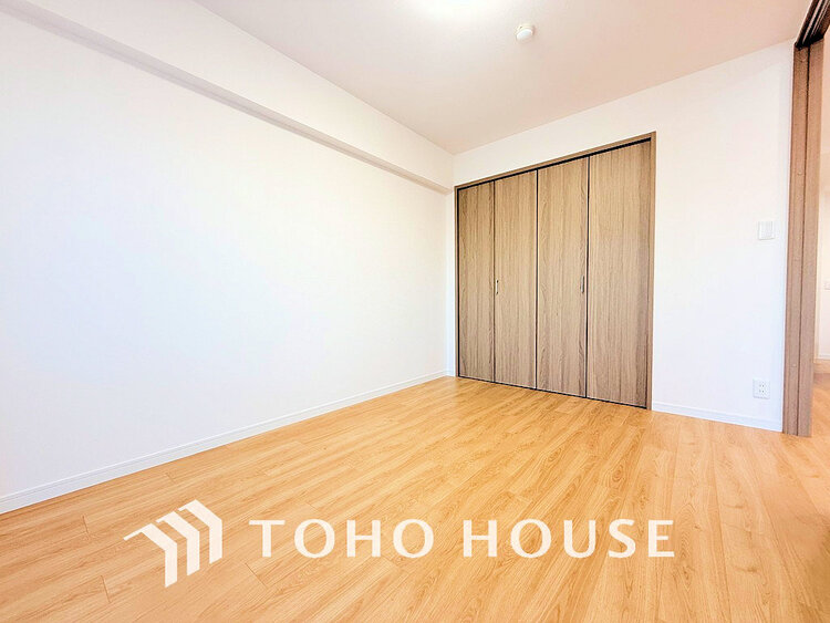 内装 1日の疲れを癒し、心地よく寛げるようゆったりとした広さをしています