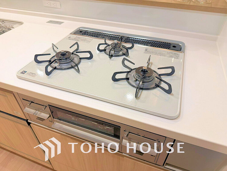 その他 3口ガスコンロでお料理のスピードもUP。効率よくお料理できますね