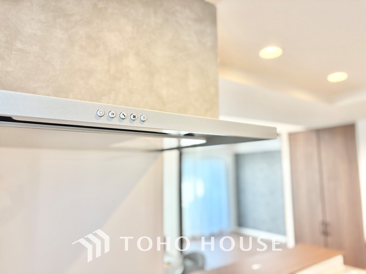 キッチン 五感を刺激する、美食のクリエイティブな場所。ここはただの調理場ではなく、豊かな人生を紡ぐための特別な空間です。