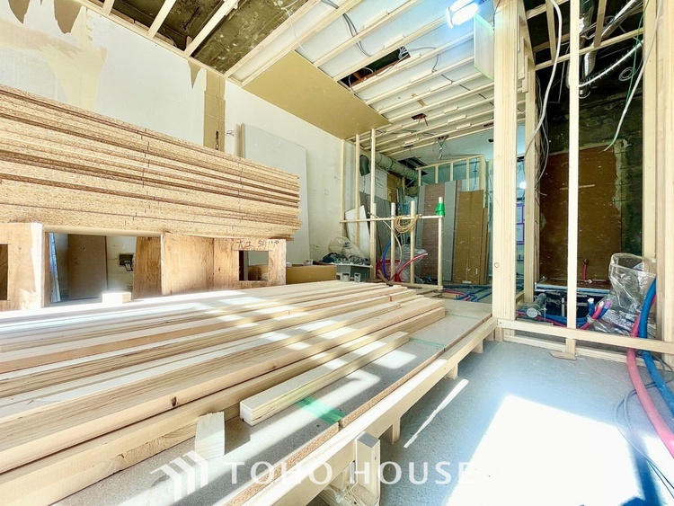 内装 現在改装中◆家族◆愛する家族を一目で見渡せる。家族が集う空間。永遠に続く幸せな毎日を、ここで。