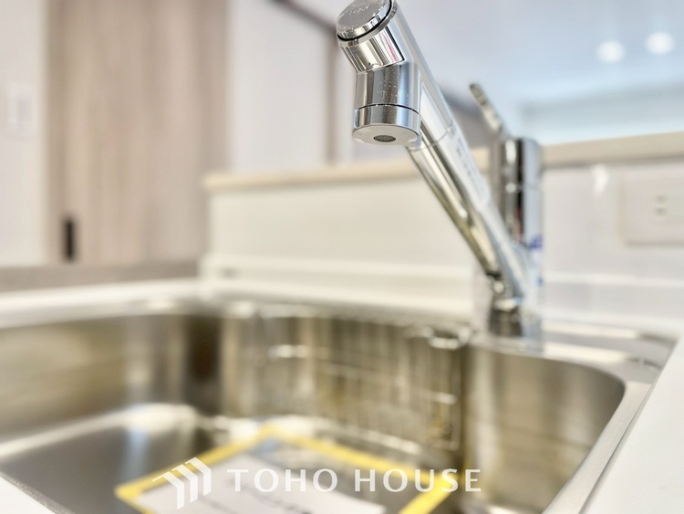 キッチン 【KITCHEN】◆家族のおはよう◆の声を笑顔で迎えてあげられるシステムキッチン。朝ごはんが楽しみでちょっと早起きしたくなるんです。