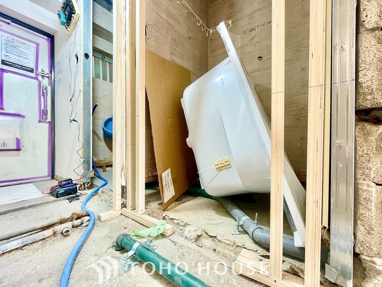 トイレ 現在改装中◆快適◆な生活に不可欠。節水型の高性能トイレを新設。