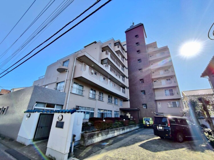 その他 飽きのこないシンプルモダンな外観です。