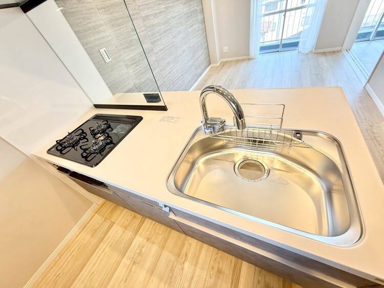 その他 開放感のあるキッチンスペース。調理をしながら、会話も弾みそうですね。