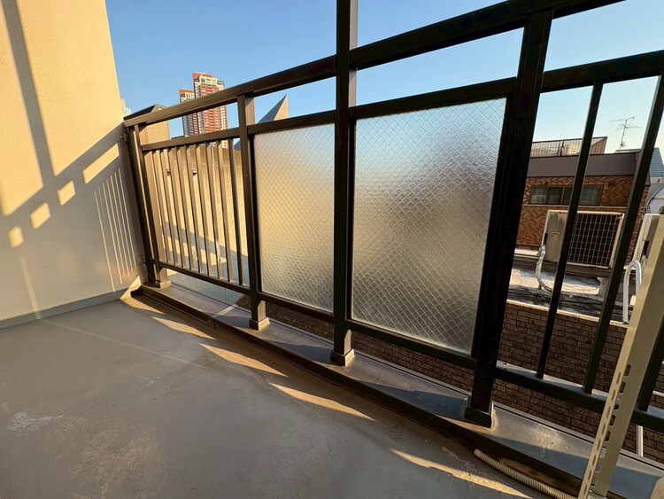 その他 朝の澄んだ空気や、夕方に吹く清々しい風を感じられるバルコニー。