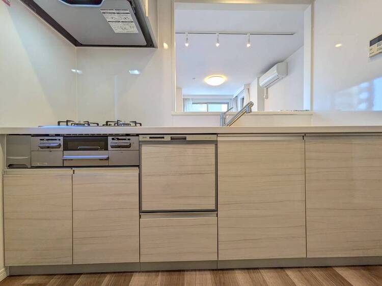 その他 開放感のあるキッチンスペース。調理をしながら、会話も弾みそうですね。