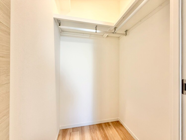 その他 家電やスーツケース、ストック品など何でも片付く嬉しい空間です。