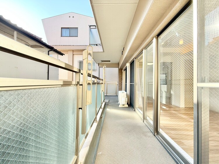 その他 朝の澄んだ空気や、夕方に吹く清々しい風を感じられるバルコニー。